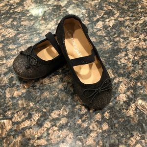 SOLD!-Cat and Jack black sparkly ballet flats tsize 6